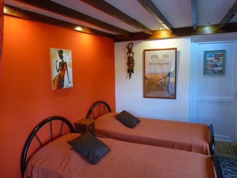 chambre 2 lits séparés de out of africa tour du monde noumea 