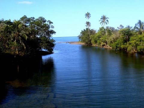 Côte Est Nouvelle Caledonie embouchure 