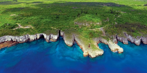 paysage cotier des iles loyauté 