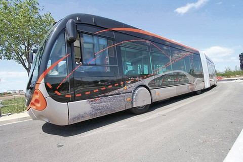 neobus nouvel ligne de bus en Nouvelle Caledonie 