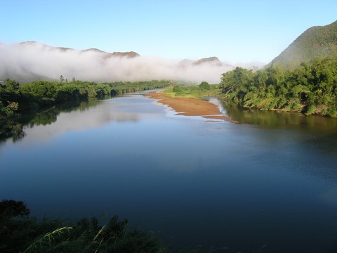 Sur le pont de Houailou